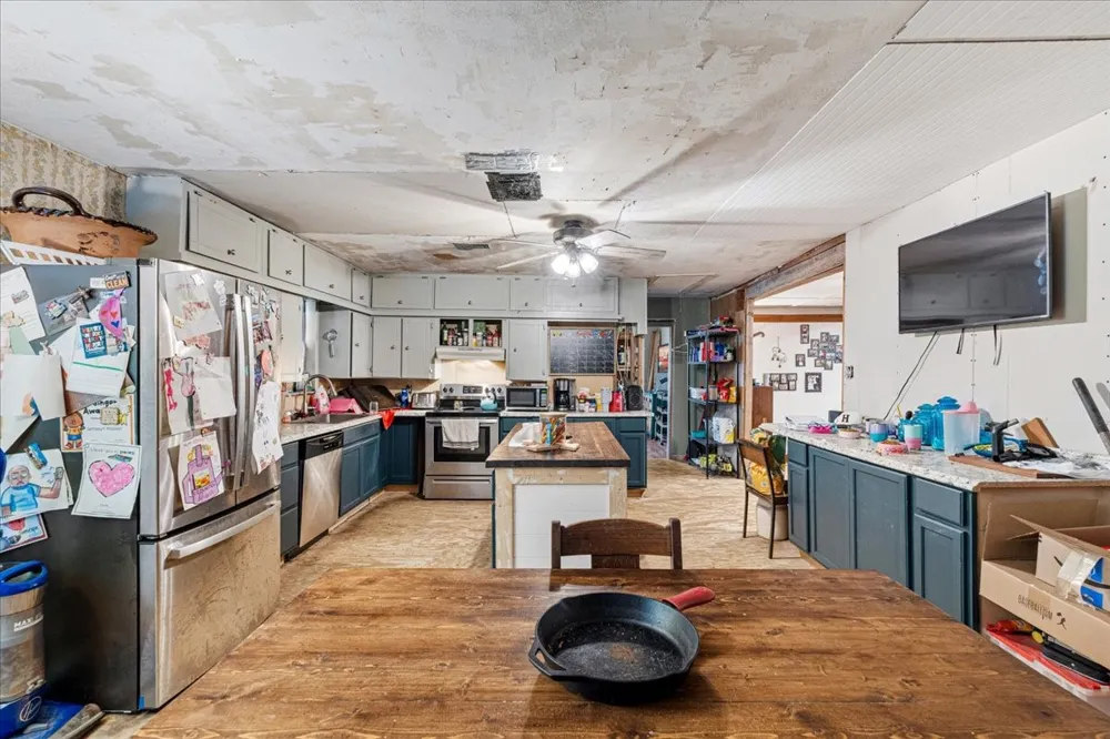 9828 Fm 709 S Purdon, TX 76679