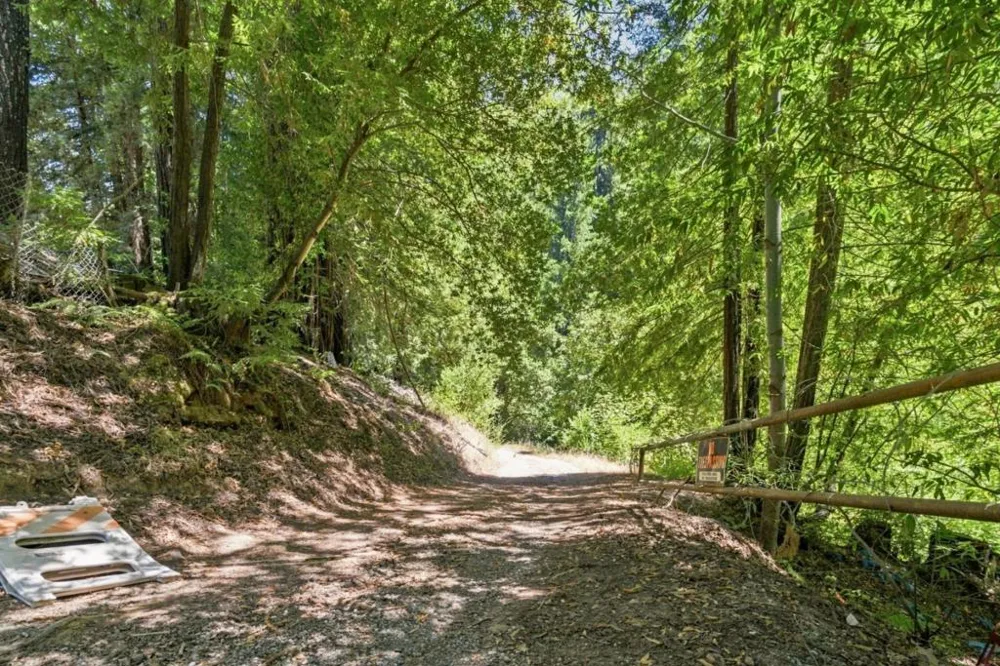 820 Bear Creek Boulder Creek, CA 95006