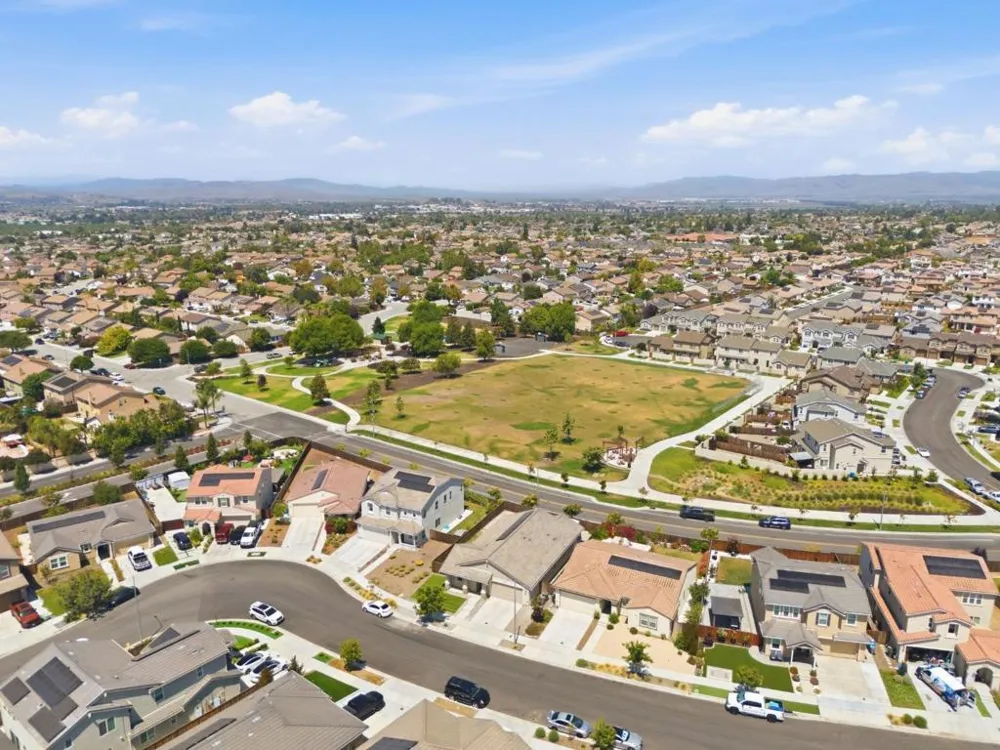 1981 Dylan Street Hollister, CA 95023