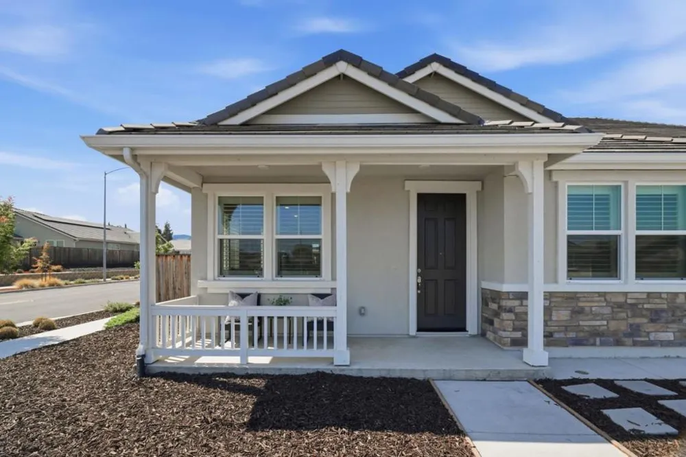 1981 Dylan Street Hollister, CA 95023