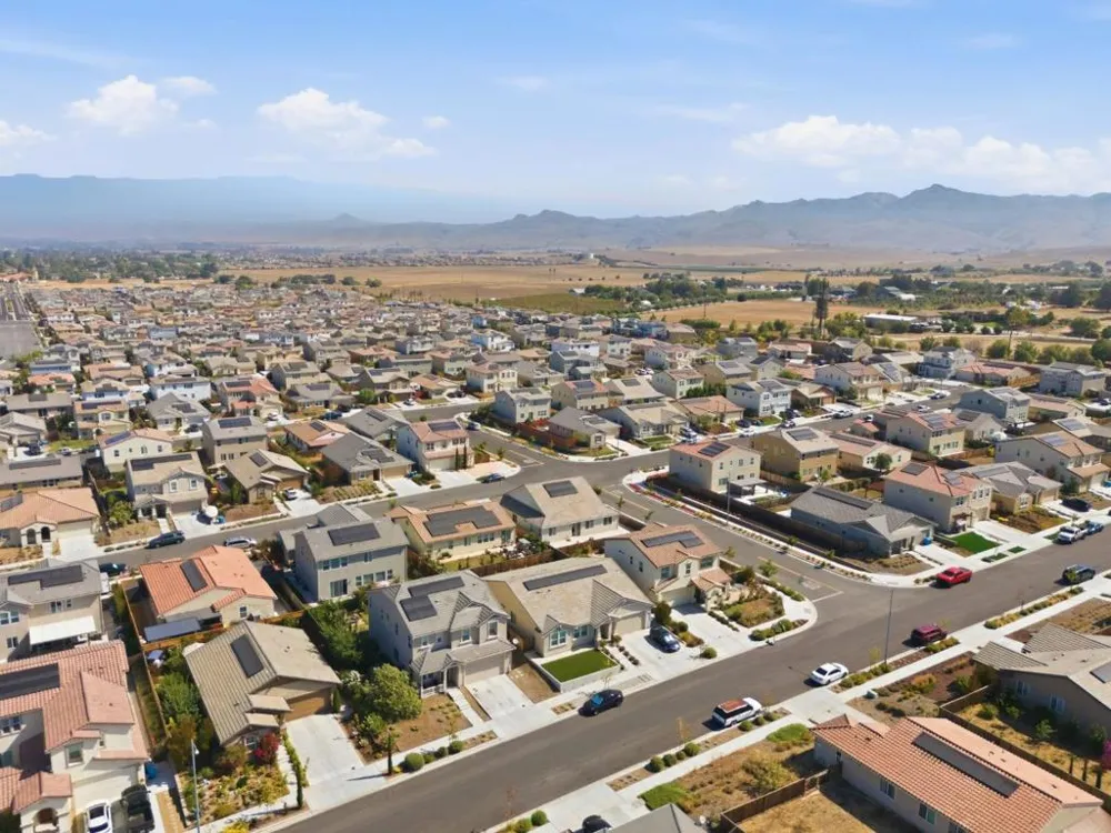 1981 Dylan Street Hollister, CA 95023