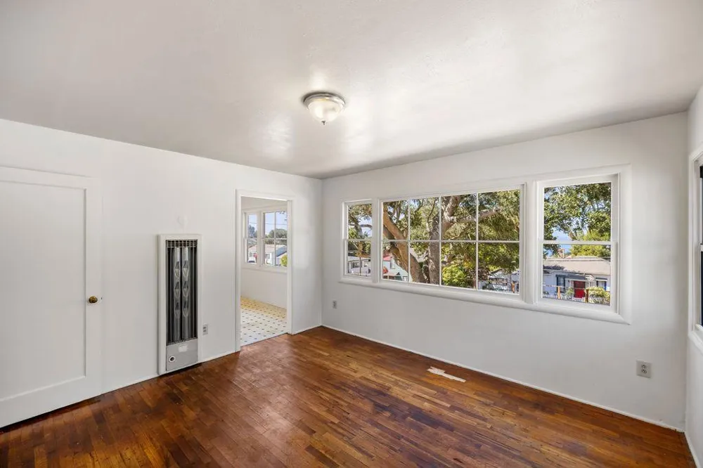 306 9th Street Pacific Grove, CA 93950