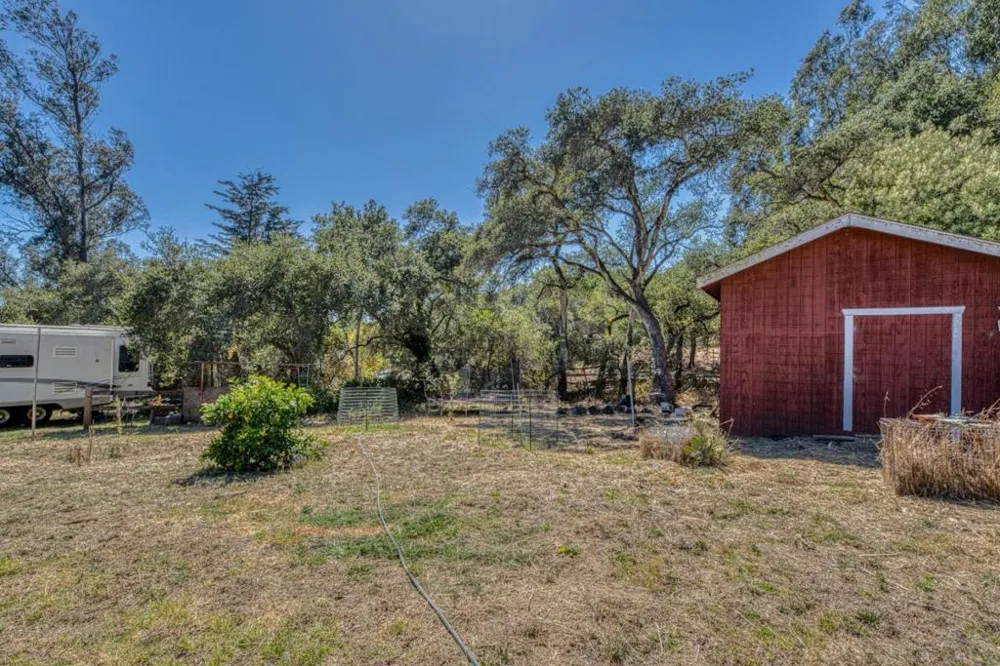 202 Carneros Avenue Aromas, CA 95004