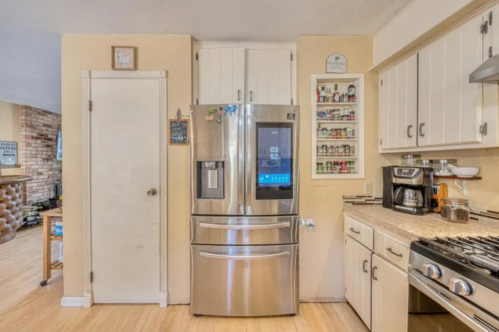 202 Carneros Avenue Aromas, CA 95004