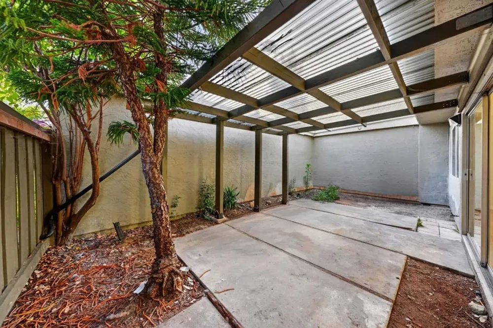 5687 Hollyleaf Lane San Jose, CA 95118