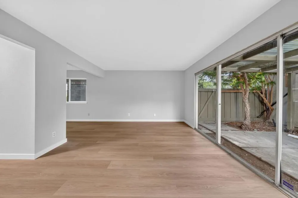 5687 Hollyleaf Lane San Jose, CA 95118