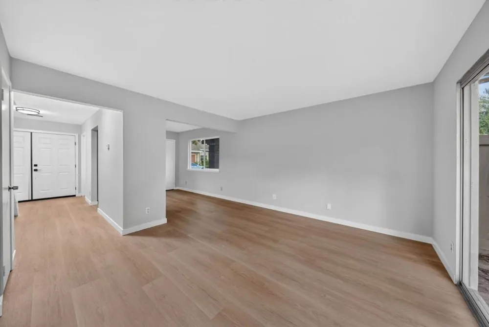 5687 Hollyleaf Lane San Jose, CA 95118