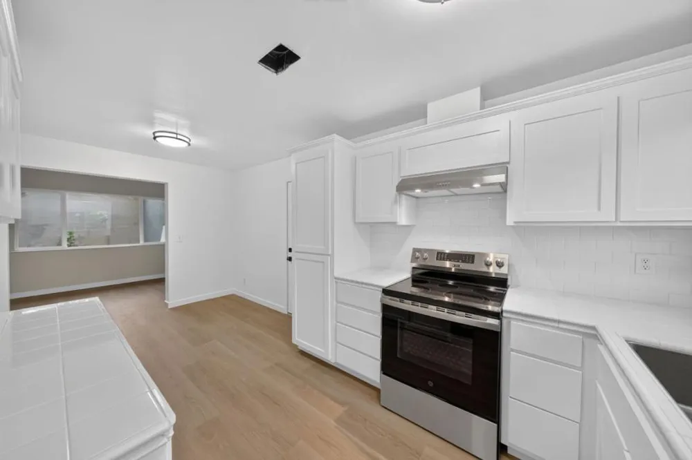 5687 Hollyleaf Lane San Jose, CA 95118