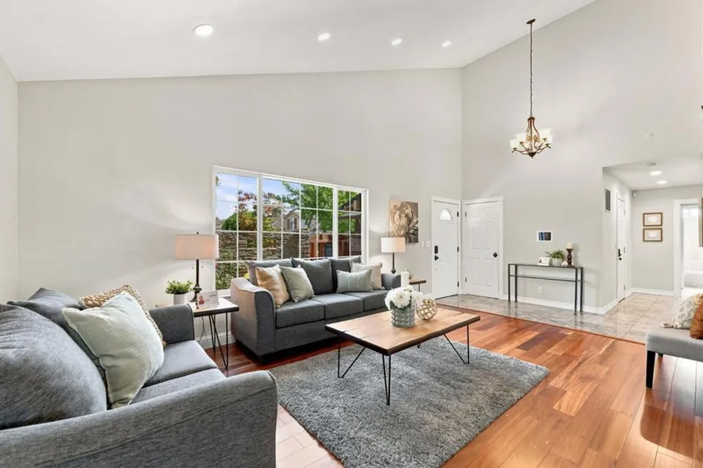 3371 Hostetter Road San Jose, CA 95132