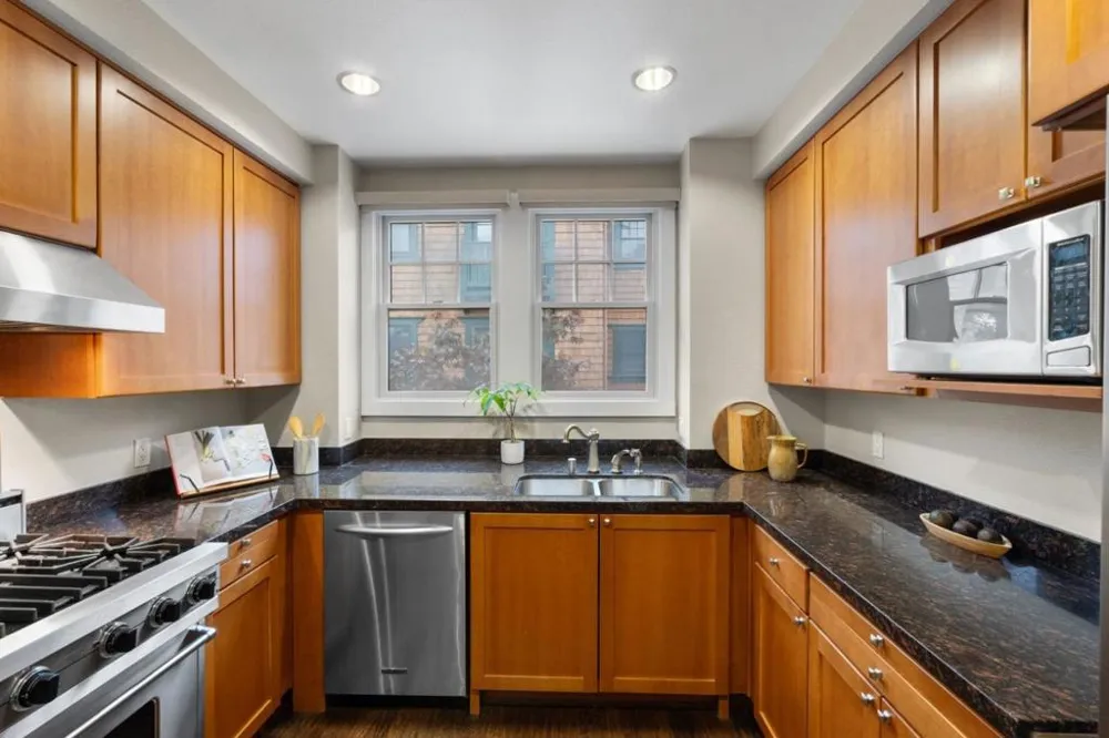 20 Madison Avenue #213 San Mateo, CA 94402
