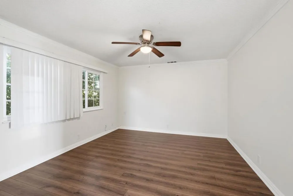 865 Locust Avenue Manteca, CA 95337