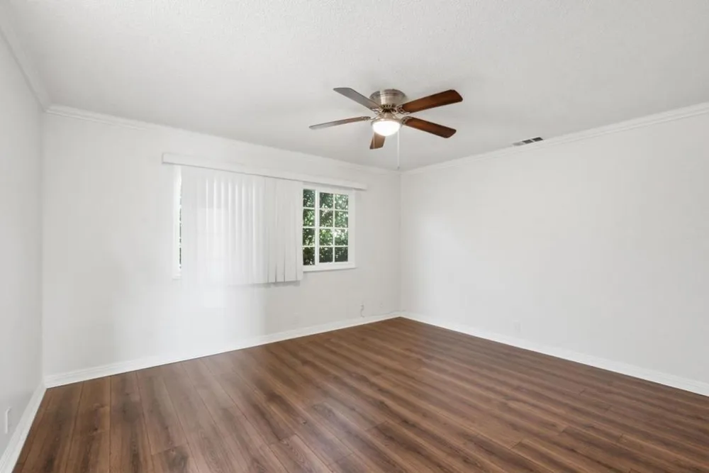 865 Locust Avenue Manteca, CA 95337
