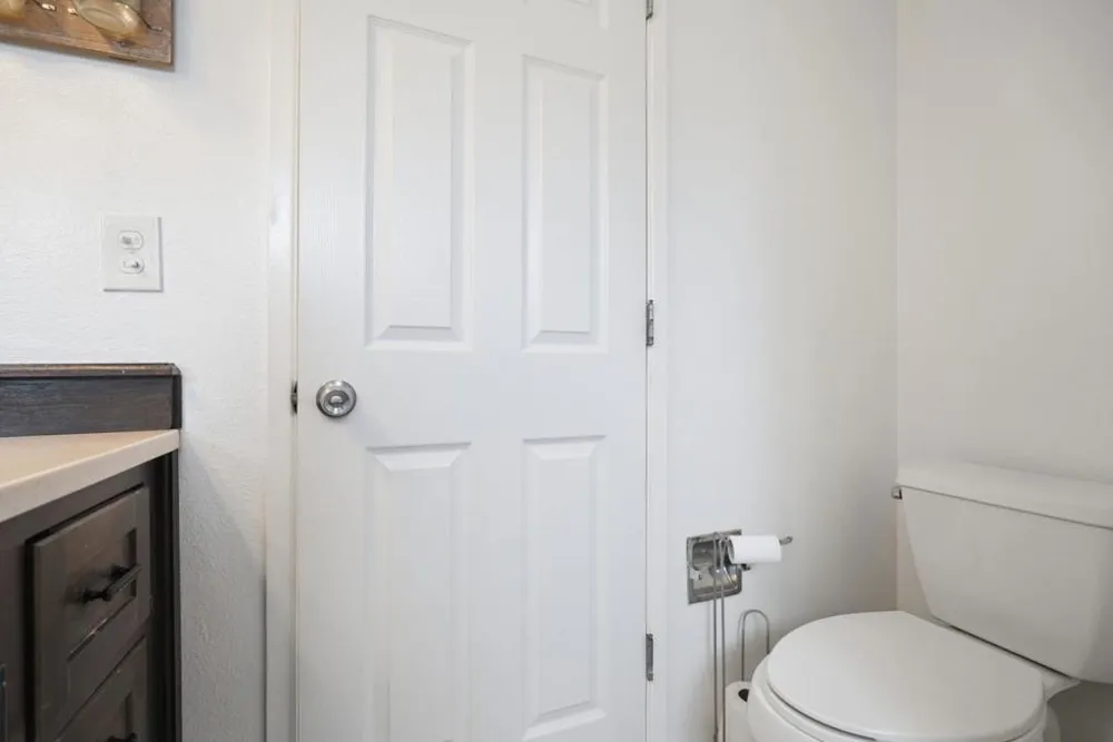 865 Locust Avenue Manteca, CA 95337