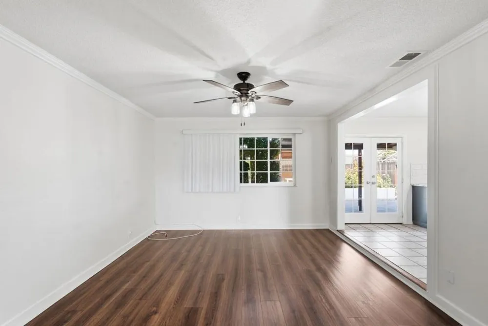 865 Locust Avenue Manteca, CA 95337