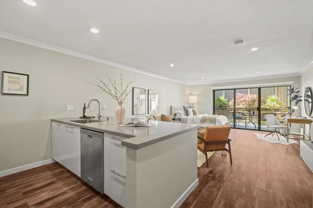 1685 Bayridge Way #203 San Mateo, CA 94402