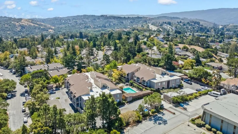 1685 Bayridge Way #203 San Mateo, CA 94402