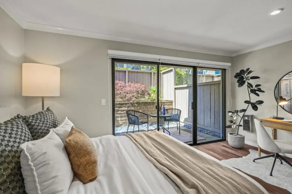 1685 Bayridge Way #203 San Mateo, CA 94402