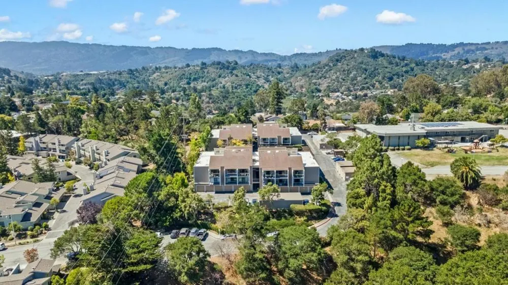 1685 Bayridge Way #203 San Mateo, CA 94402