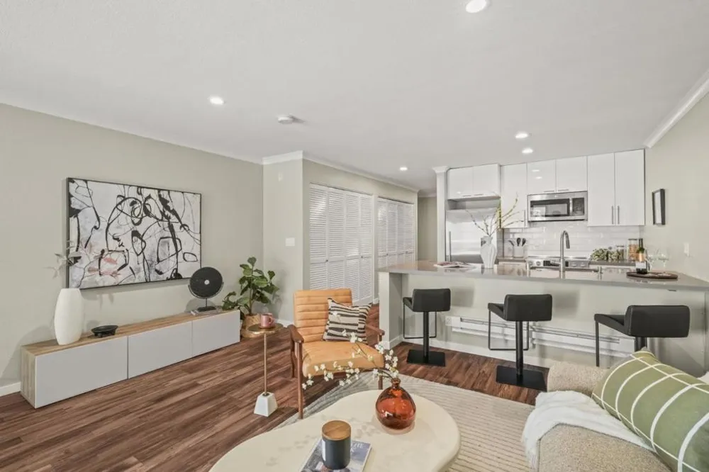 1685 Bayridge Way #203 San Mateo, CA 94402