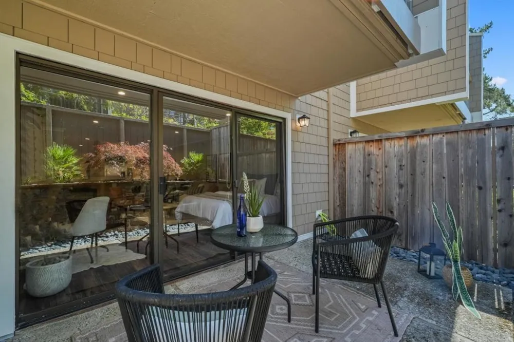 1685 Bayridge Way #203 San Mateo, CA 94402