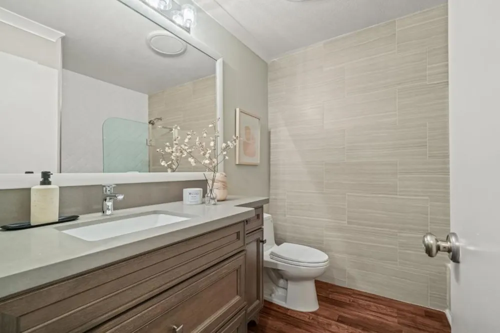 1685 Bayridge Way #203 San Mateo, CA 94402