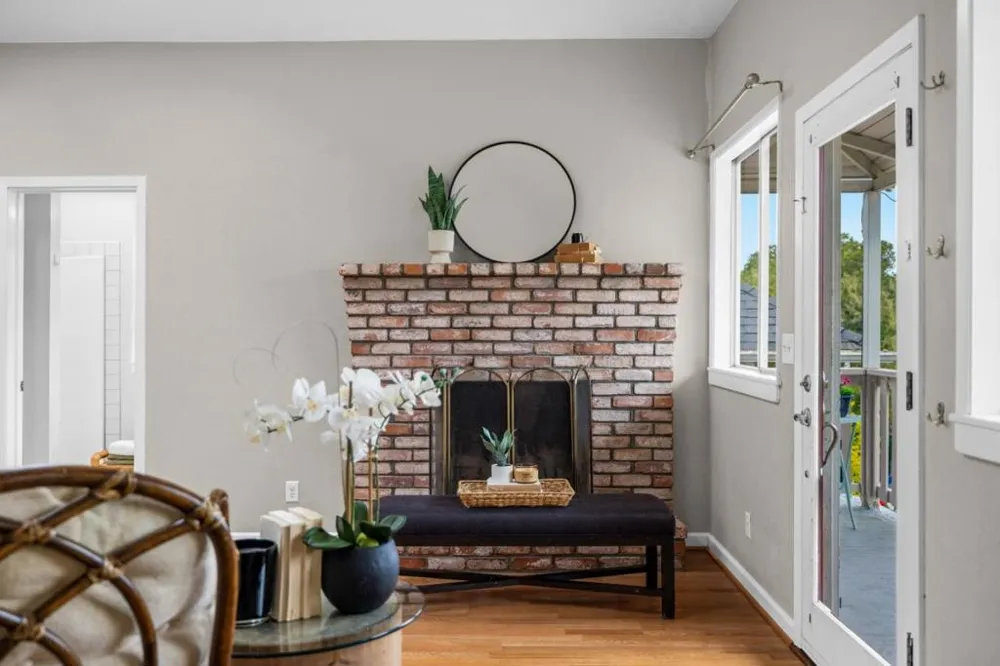226 Walnut Street Pacific Grove, CA 93950