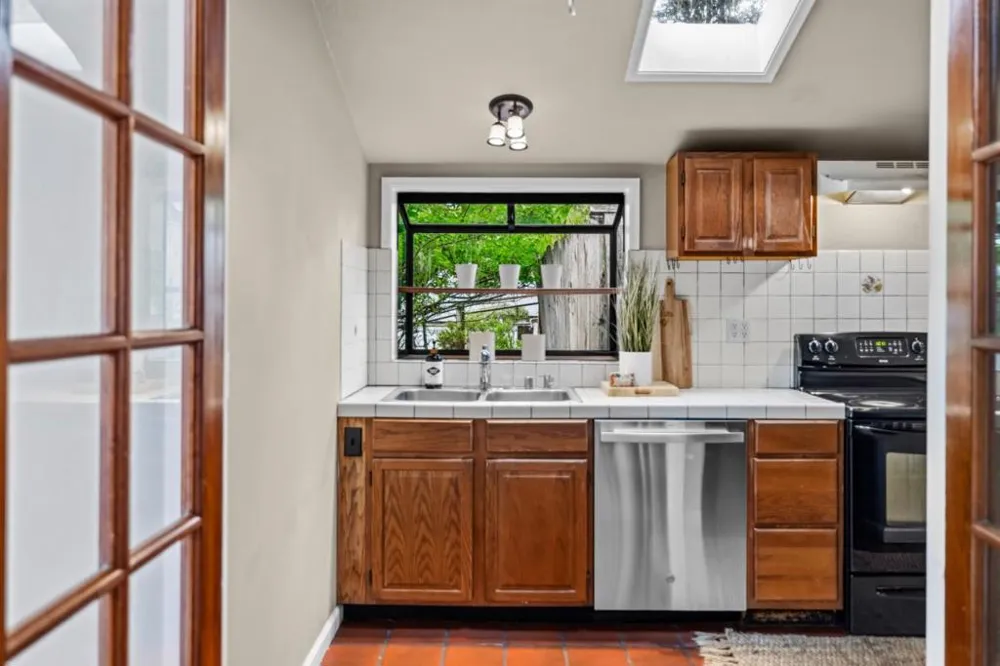 226 Walnut Street Pacific Grove, CA 93950