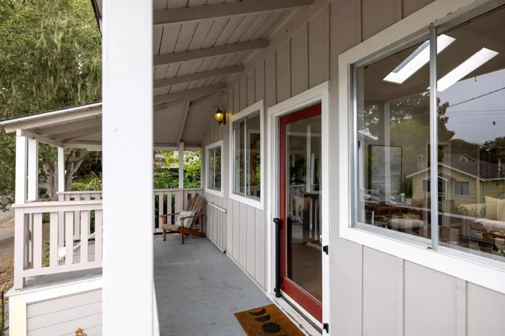 226 Walnut Street Pacific Grove, CA 93950