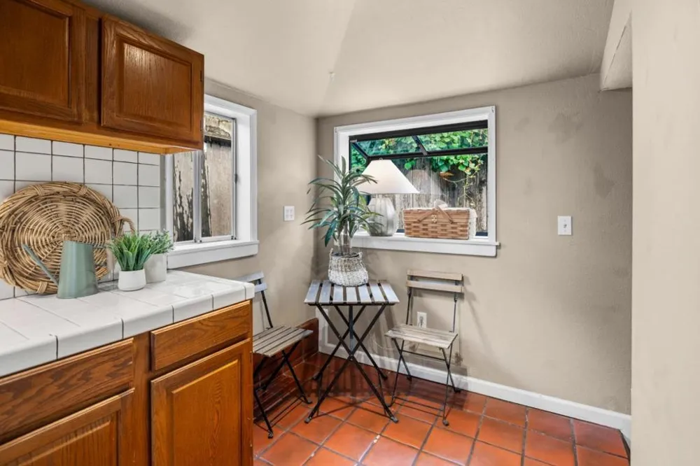 226 Walnut Street Pacific Grove, CA 93950