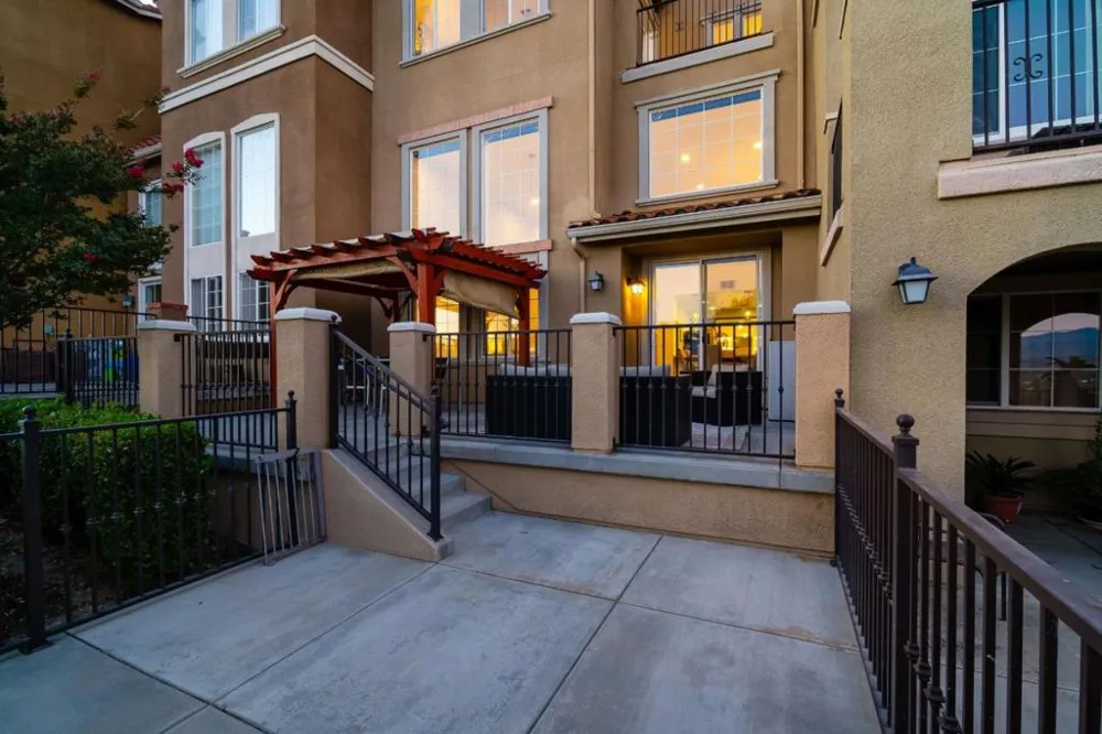 290 Casselino Drive San Jose, CA 95136