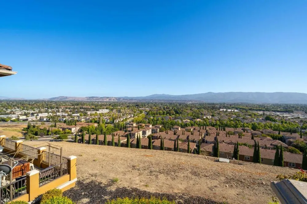 290 Casselino Drive San Jose, CA 95136