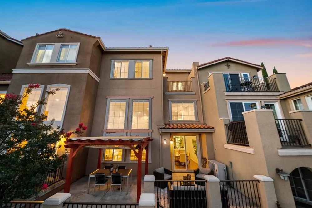 290 Casselino Drive San Jose, CA 95136