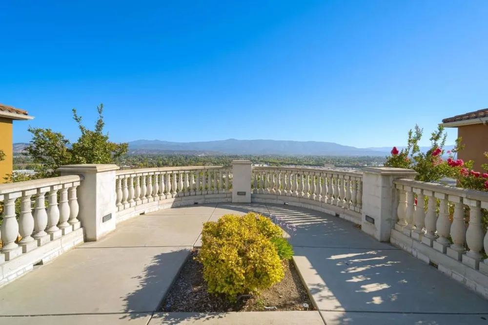 290 Casselino Drive San Jose, CA 95136