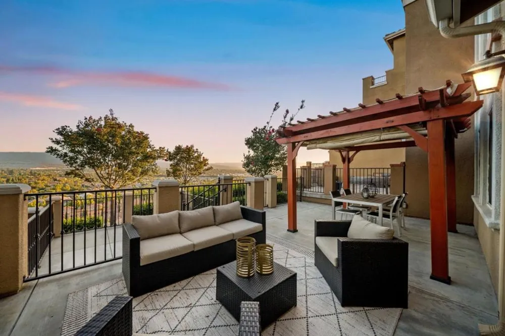 290 Casselino Drive San Jose, CA 95136