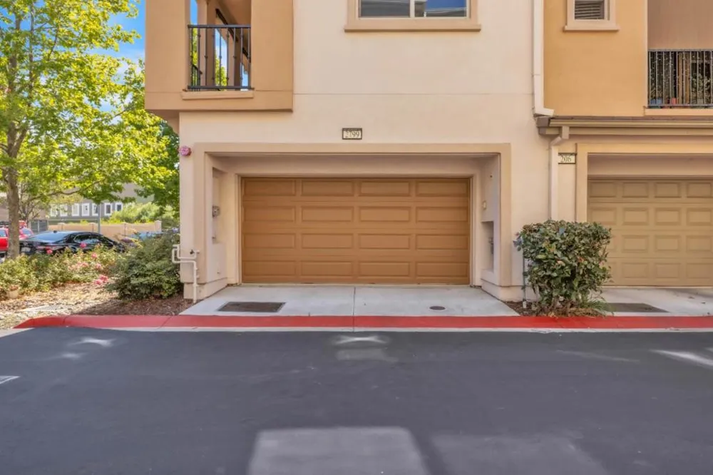 2799 Montecito Vista Way San Jose, CA 95111