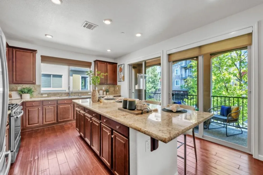 2799 Montecito Vista Way San Jose, CA 95111