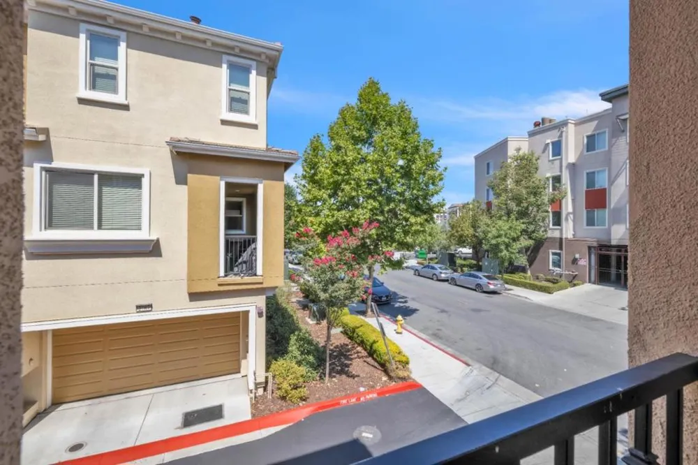 2799 Montecito Vista Way San Jose, CA 95111