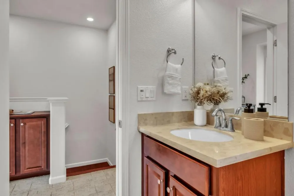 2799 Montecito Vista Way San Jose, CA 95111