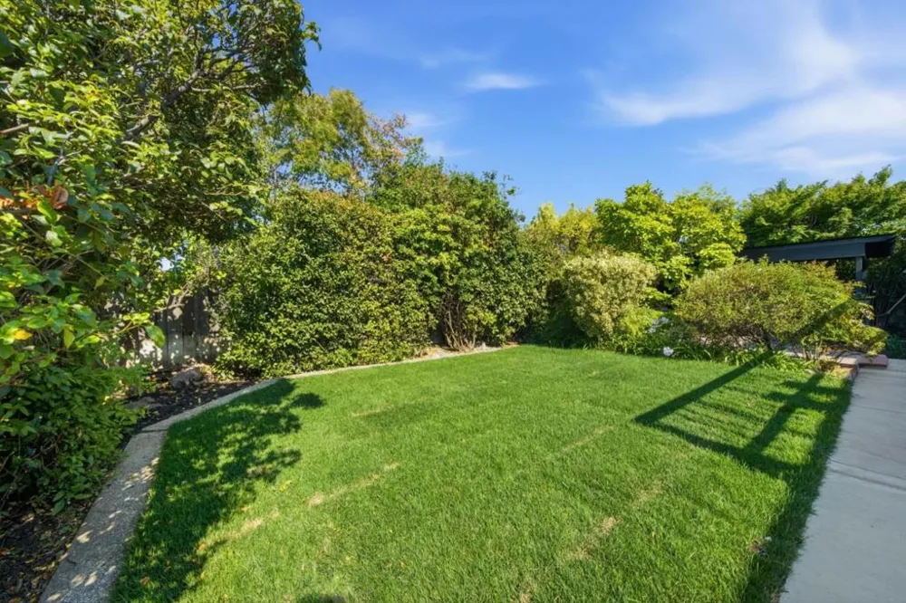 5016 Las Cruces Court San Jose, CA 95118
