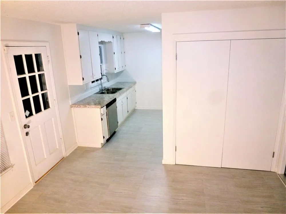 382 Cross Creek Place Auburn, GA 30011