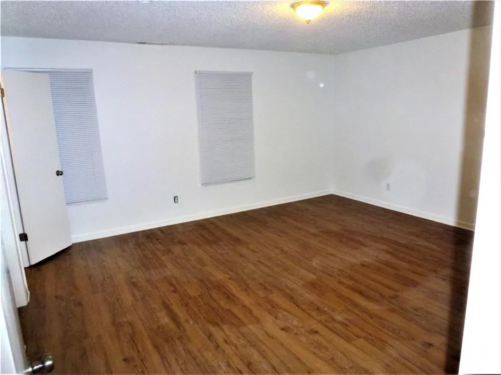 382 Cross Creek Place Auburn, GA 30011