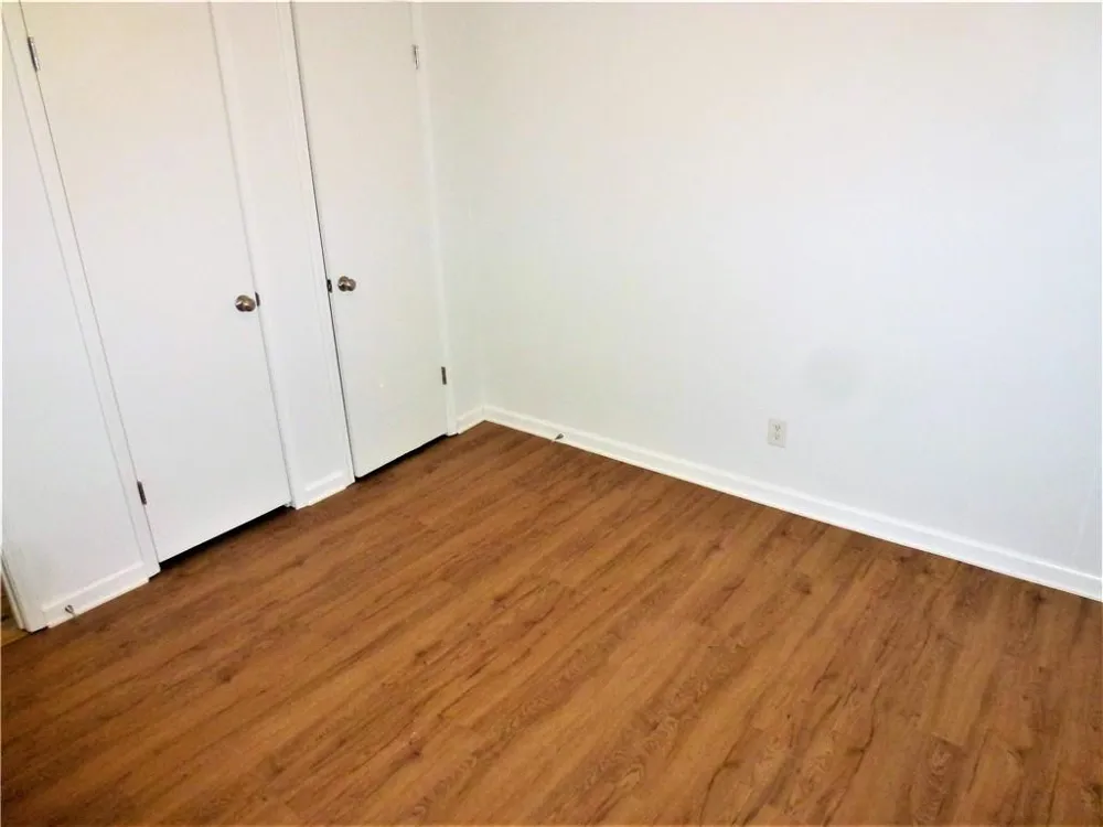 382 Cross Creek Place Auburn, GA 30011