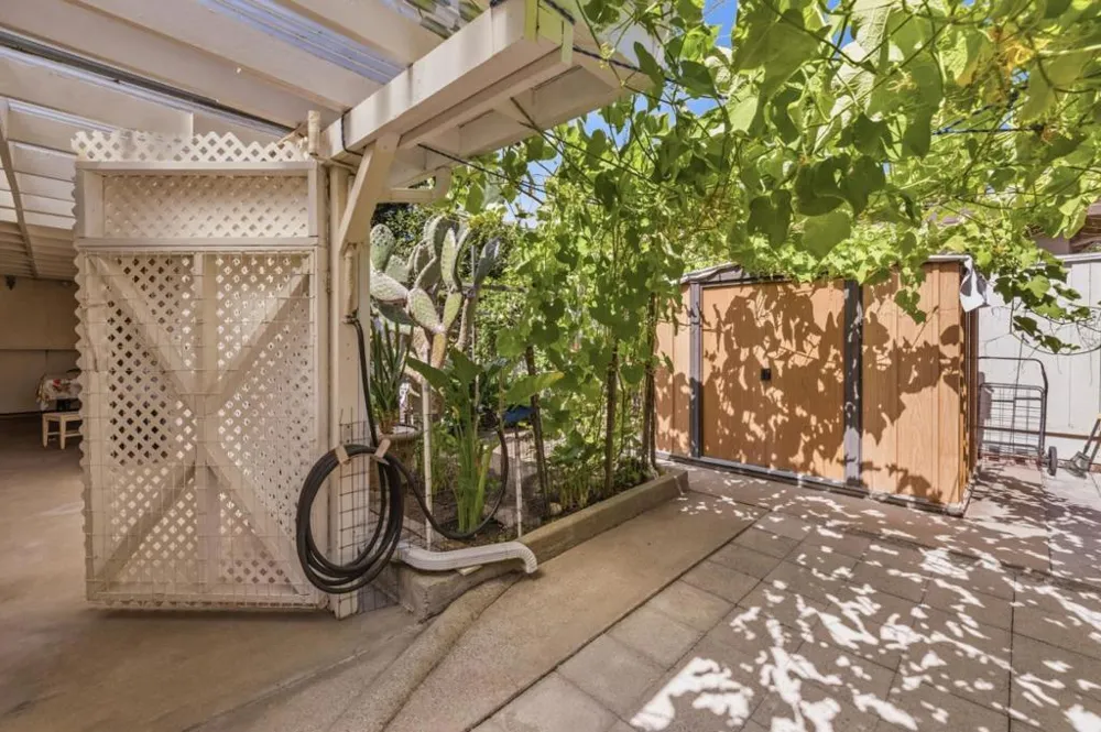 608 Bronte Avenue Watsonville, CA 95076