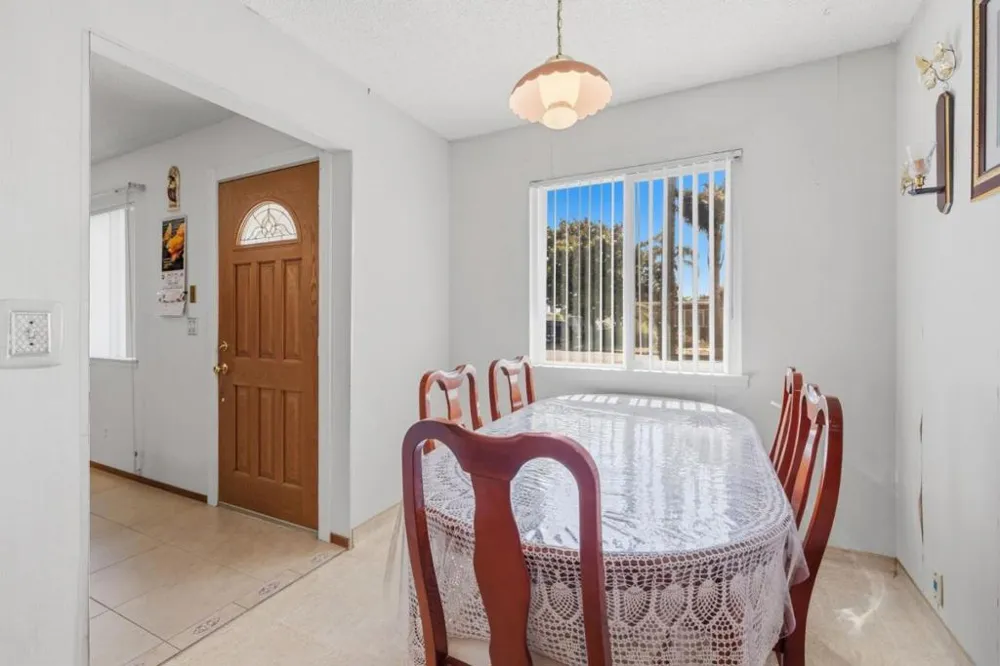 608 Bronte Avenue Watsonville, CA 95076