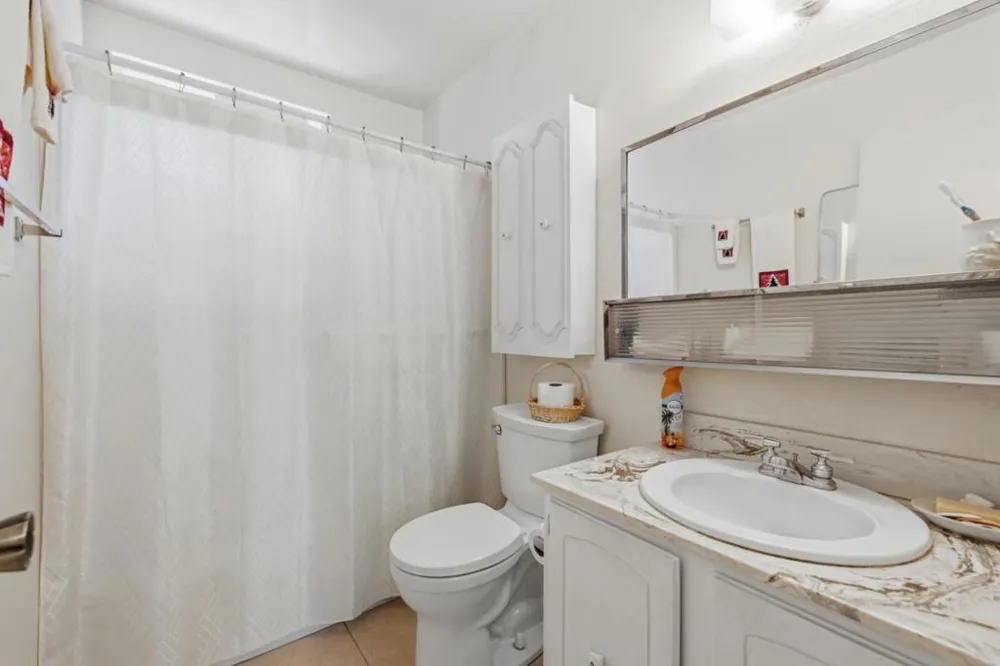 608 Bronte Avenue Watsonville, CA 95076