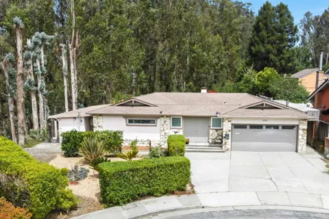 250 Segre Place
