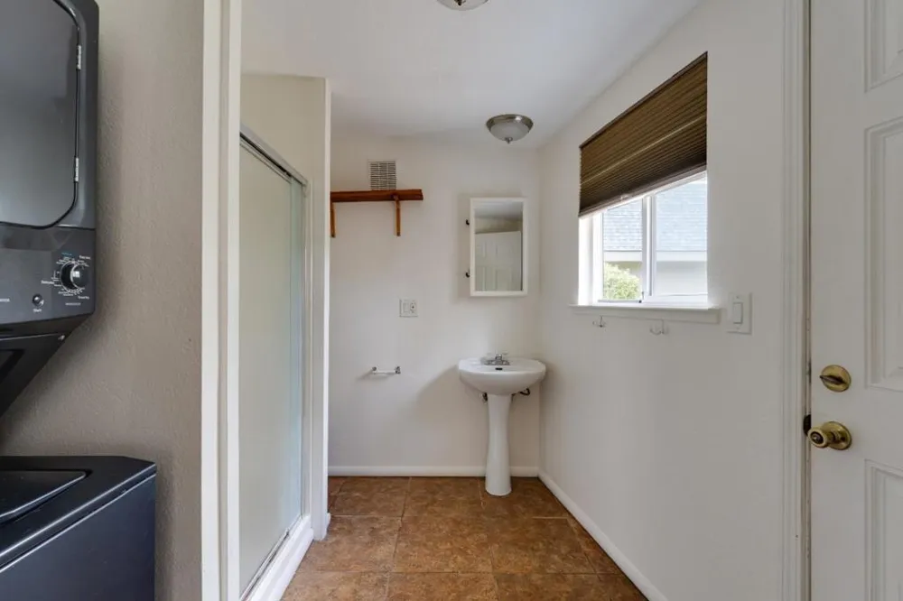 250 Segre Place Santa Cruz, CA 95060