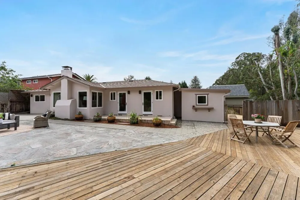 250 Segre Place Santa Cruz, CA 95060