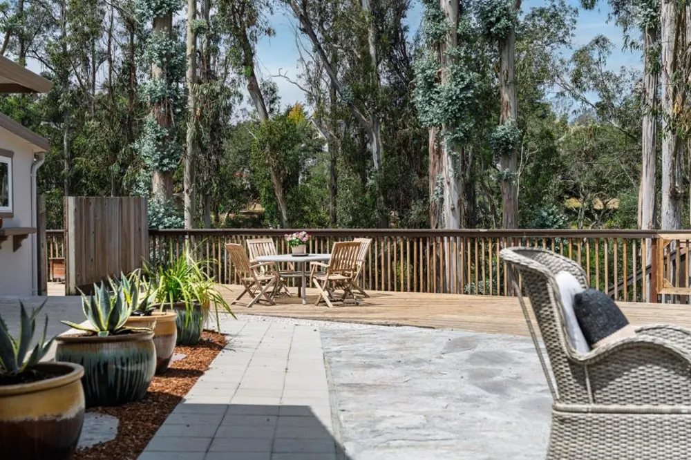 250 Segre Place Santa Cruz, CA 95060