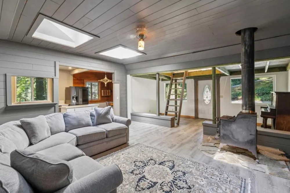 9 Sequoia Drive La Honda, CA 94020